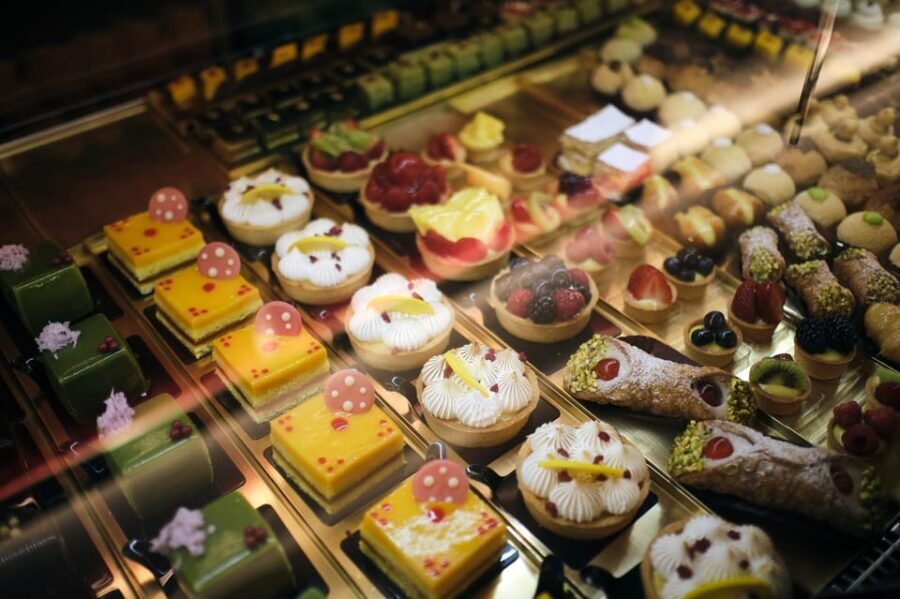 1.5 Hour Food Tour in Verona with Tastings & Sightseeing - Meeting at Bruschetteria Redoro on Corso Porta Nuova