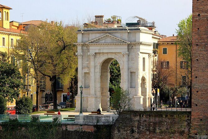 3 Hour Walking tour of Verona and Arena - Ponte Scaligero (Castelvecchio Bridge) and the Adige riverfront
