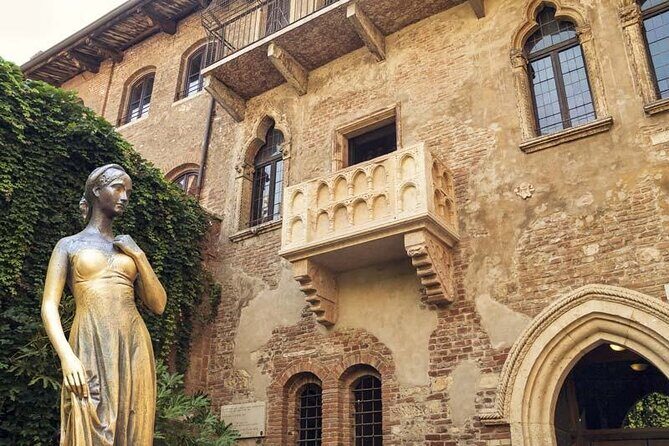 3-Hour Walking Tour with Guide Discovering Verona - Key highlights you’ll notice right away
