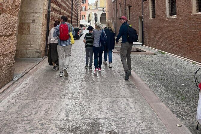 3-Hour Walking Tour with Guide Discovering Verona - Church break: San Lorenzo’s calm contrast