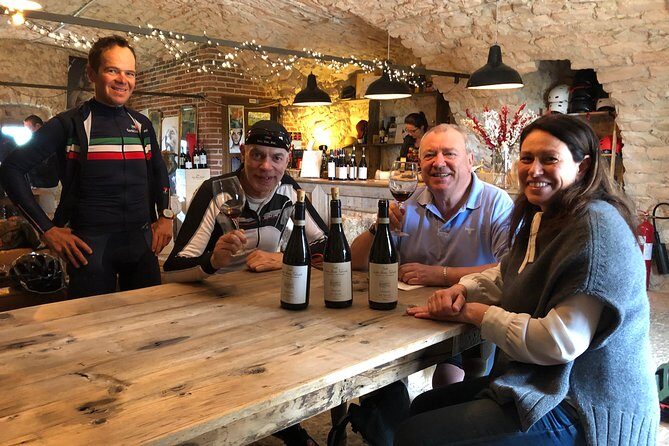 Bike Station Valpolicella: E-bike tour & Amarone Tasting - Food pairing that actually supports the wine: cheese, salami, pasta, and chutney