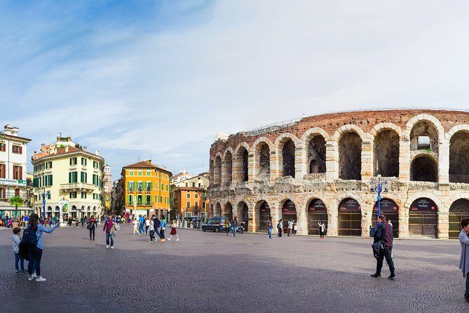 Fascinating Verona: in the Footprints of Romeo and Juliet - Herbs Square and Domus Mercatorum: markets plus merchant power