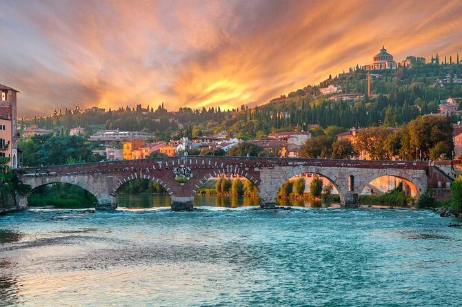 Fascinating Verona: in the Footprints of Romeo and Juliet - Who should book this Verona Romeo and Juliet story walk?