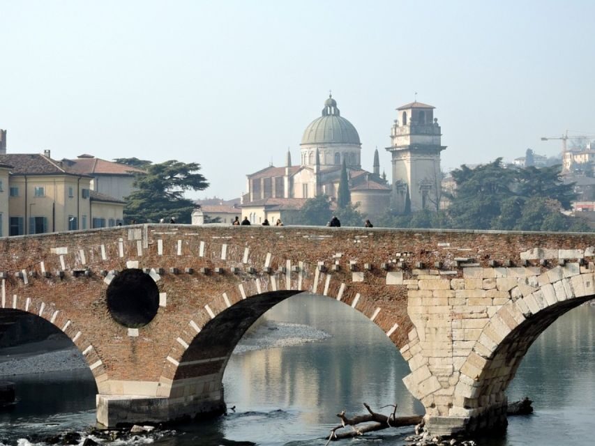 From Venice: Private Tour of Verona - Private guide + headsets: how you get more out of the same stops