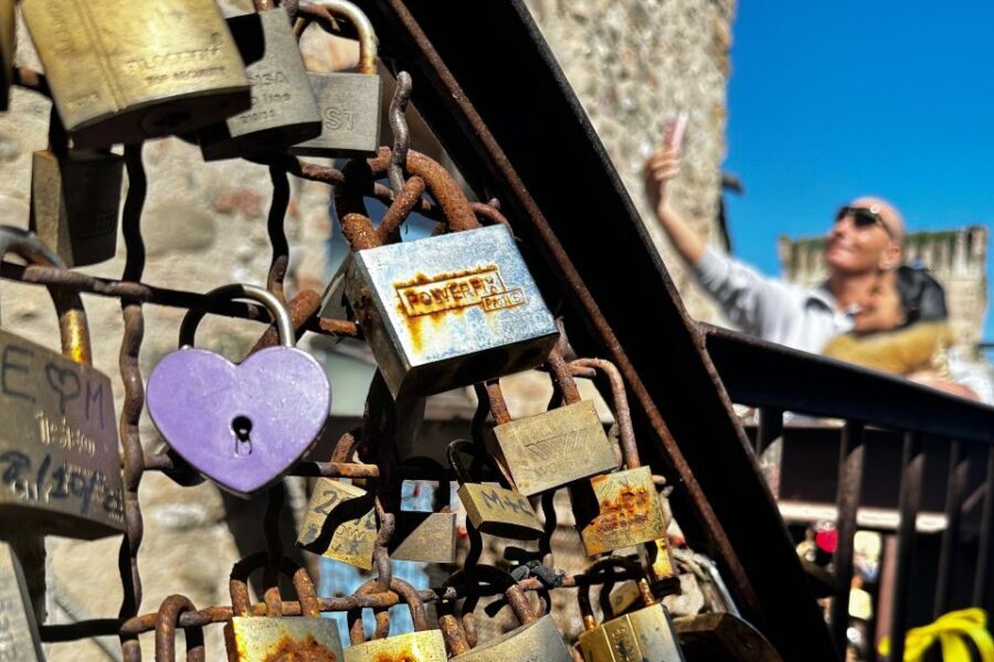 From Verona: Day tour to Lake Garda, Sirmione and Borghetto - Verona to Sirmione: the day trip that moves at a human pace