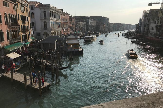 From Verona: Day trip to Venice with tour guide - Verona meeting point and the morning run-up