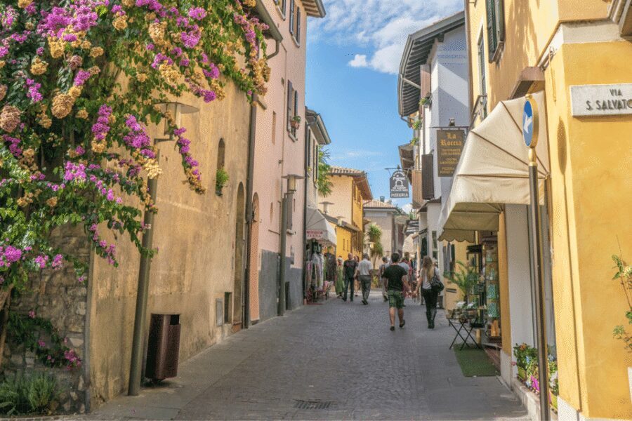 From Verona: discover Lake Garda and Sirmione private tour - Your 2 Hours to Roam: Gelato, Lunch, Shore Time, or a Swim