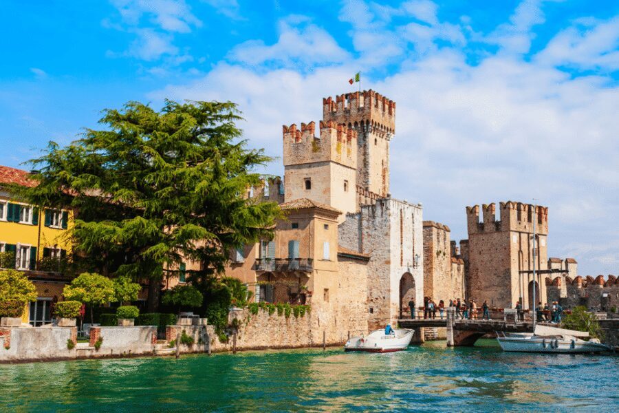 From Verona: discover Lake Garda and Sirmione private tour - The 30-Minute Private Boat Tour: Maria Callas, Hot Springs, and Grotte di Catullo
