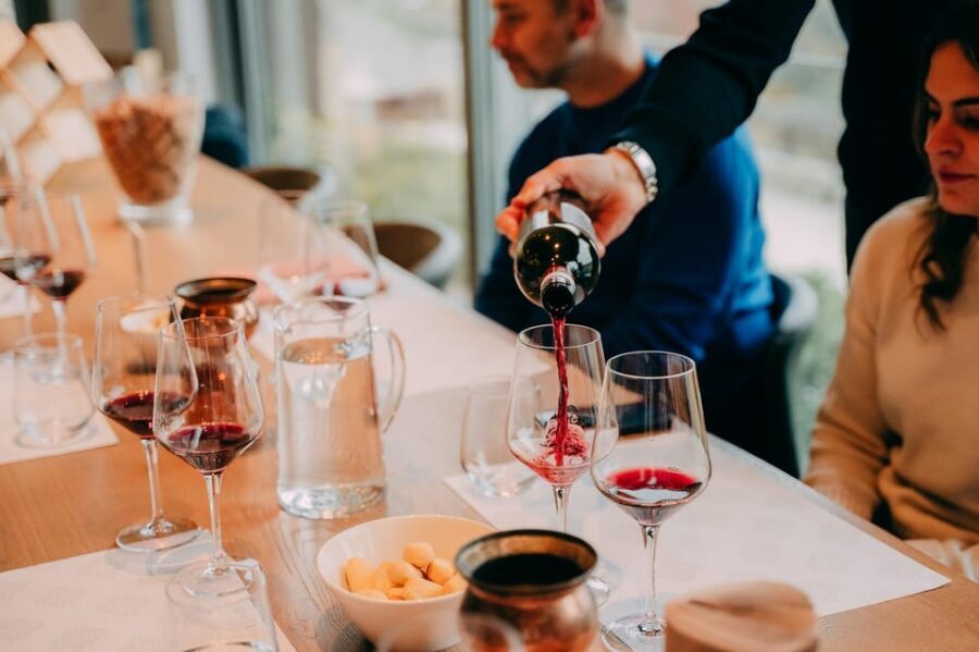From Verona: Valpolicella and Amarone Wine Tasting Tour - Why Valpolicella and Amarone work so well for a half-day