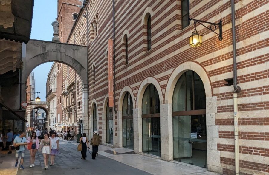 Guided Walking Tour in Verona - Key Things to Know Before You Go