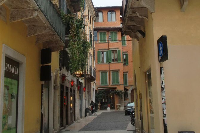 Hidden Verona at Sunset - evening walking tour - Castelvecchio at dusk: medieval walls and real Verona views