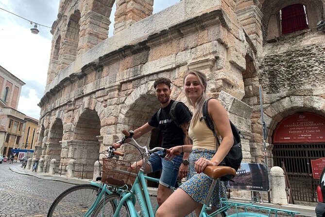 Highlights and hidden gems Verona Bike Tour - Casa di Giulietta: the courtyard, the balcony story, and what’s not included