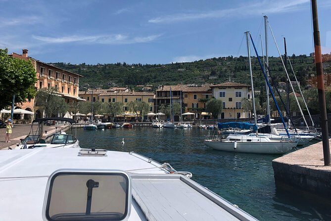Lake Garda 4-Hour guided Boat Cruise to Sirmione - Docking in Sirmione: 2 hours to walk, see, and choose your pace