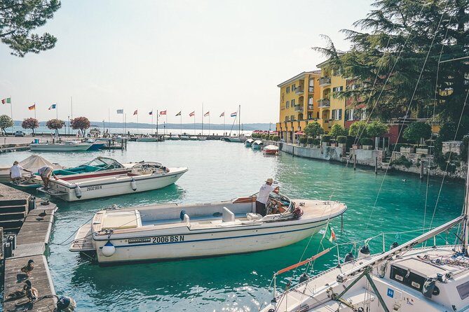 Lake Garda and Sirmione Tour from Verona - Walking Sirmione’s old town without getting stuck in a crowd