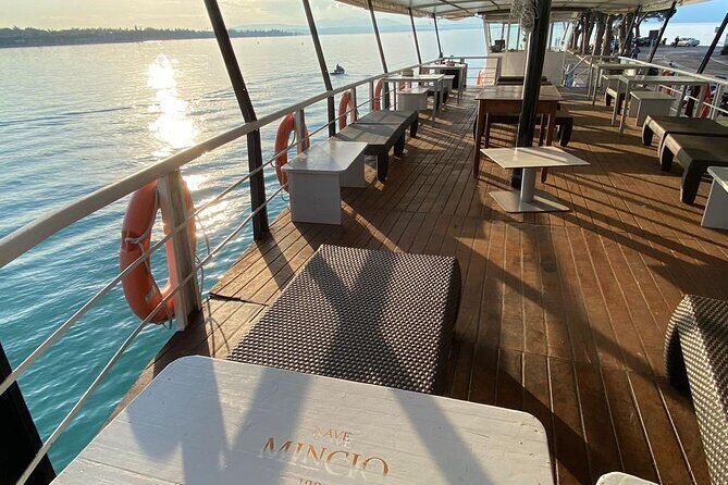 Lake Garda Cruise from Peschiera - Sights you pass by: Lazise to Sirmione (no hopping, just great angles)
