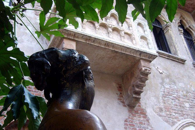 Make your Romantic Proposal in the City of Love - Starting at Corso Castelvecchio: Where the Romance Begins
