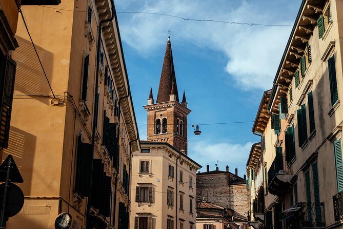 Off the Beaten Track in Verona: Private City Tour - Caffè Carducci: Historical Café Energy Through the Window Displays