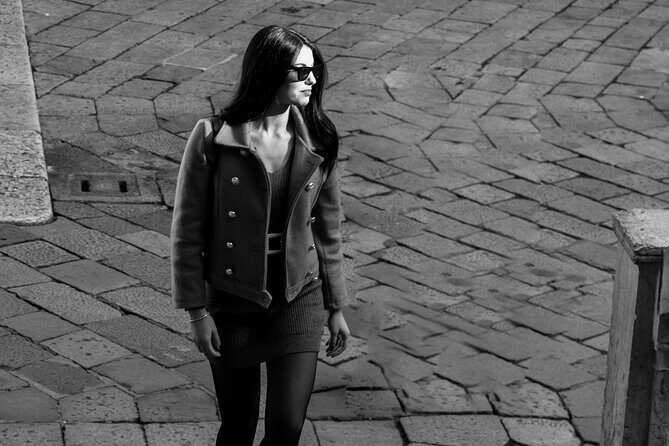 Photo Shoot in Verona: Capture Your Love Story in Pictures - Stop in Verona: natural light and a local’s eye