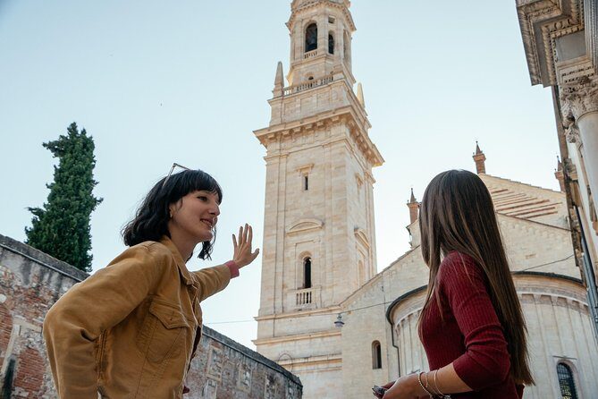 Private City Kickstart Tour: Verona - Meet Via Leoni: How the 2-Hour Walk Really Feels