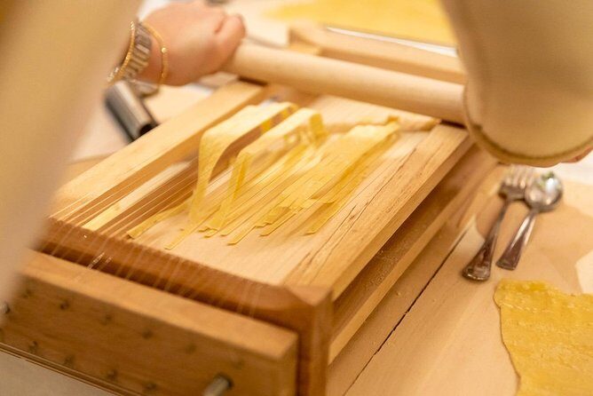 Prosecco and Pasta Making Class at Local's Home in Verona - How a Cesarina home changes your whole Verona meal