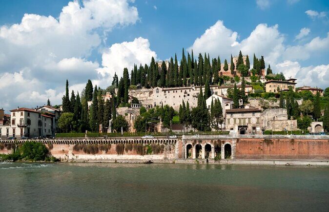 The 10 Tastings of Verona With Locals: Private Food Tour - Entering Verona by Foot With a Local Food Guide