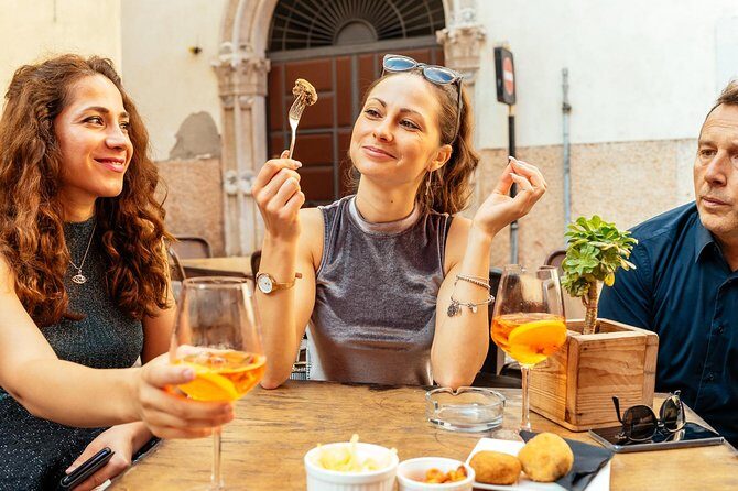The 10 Tastings of Verona With Locals: Private Food Tour - Piazzale Castel San Pietro: Verona Classics, No Fuss