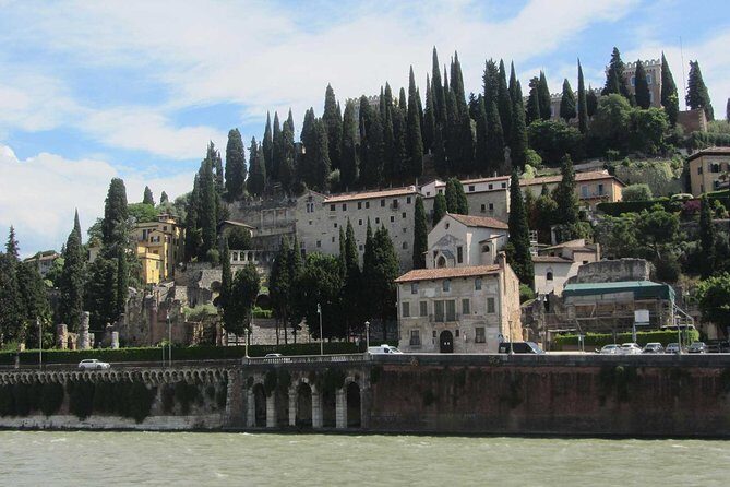 The city of Romeo and Juliet: A self-guided audio tour through Verona - Piazza Bra to Arena Square: the Roman heart, told in street-level detail