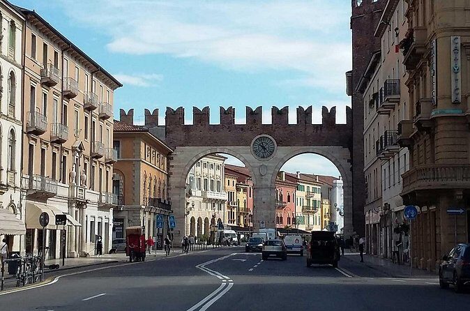 The city of Romeo and Juliet: A self-guided audio tour through Verona - Piazza Nogara to Juliet’s House: story landmarks without the stress
