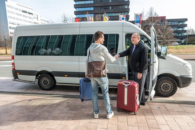 Verona Airport (VRN) Arrival Transfer (Airport to Verona Hotels or Address) - The 60 Minutes Free Waiting Time (And Why It Helps)