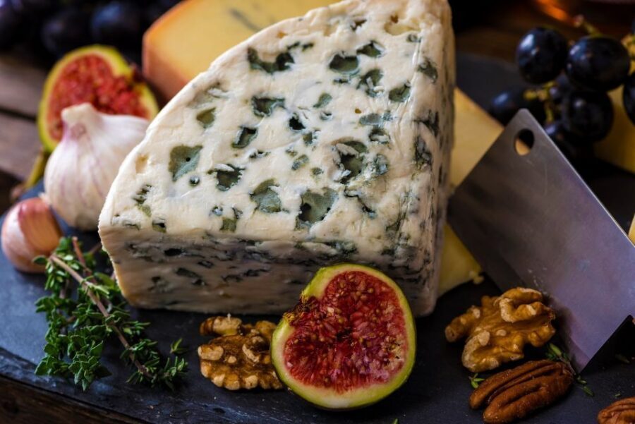 Verona: Cheese Tasting and Pairing - Five Veneto Cheeses: Learning to Tell Them Apart, Not Just Rate Them
