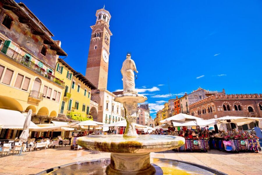 Verona: City Highlights Private Tour - The Arch of the Gavia: a monument rebuilt from the wreckage