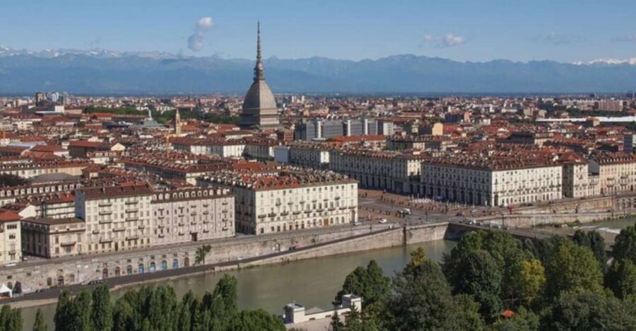 Verona: Custom Private Tour with a Local Guide - Verona Private Tour: turning streets into a route you can trust