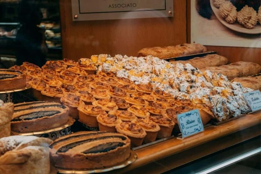 Verona: Food and Wine Tasting Walking Tour - Piazza Bra Breakfast: Espresso and Risino for a True Local Start