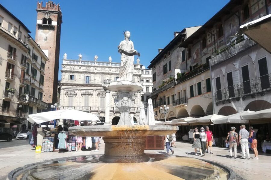Verona: Full Meal & Wine Tasting Walking Tour - Guides Make the Difference: Small Group Energy and Real Veronese Flow