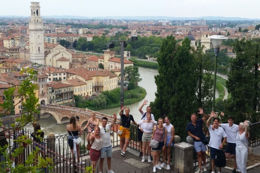 Verona: Highlights and Panorama Bike Tour - Juliet House Balcony Stop: Shakespeare With Local Texture