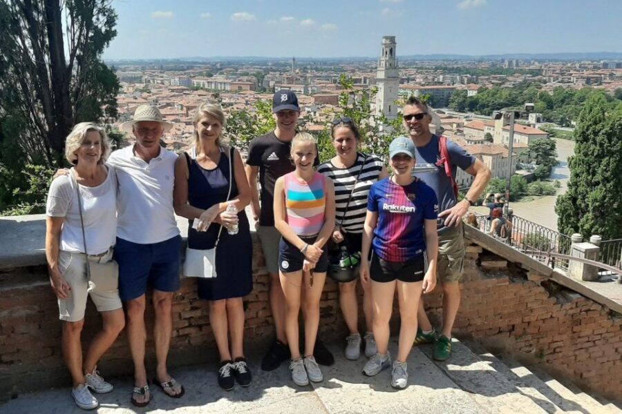 Verona: Highlights and Panorama Bike Tour - San Zeno Basilic a and River/Hills Views: A Calm Midpoint
