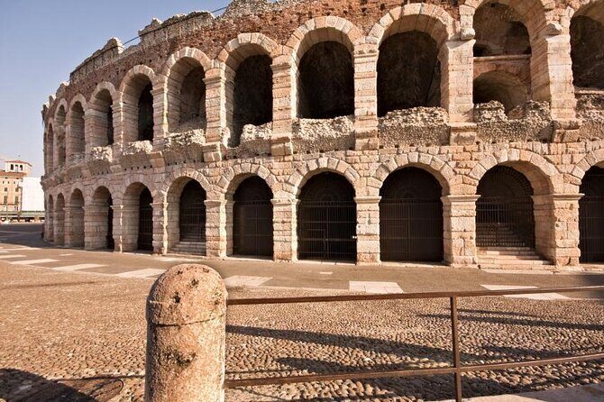 Verona Highlights Walking Tour in Small-group - A 2-Hour Loop That Gives Verona Context Fast