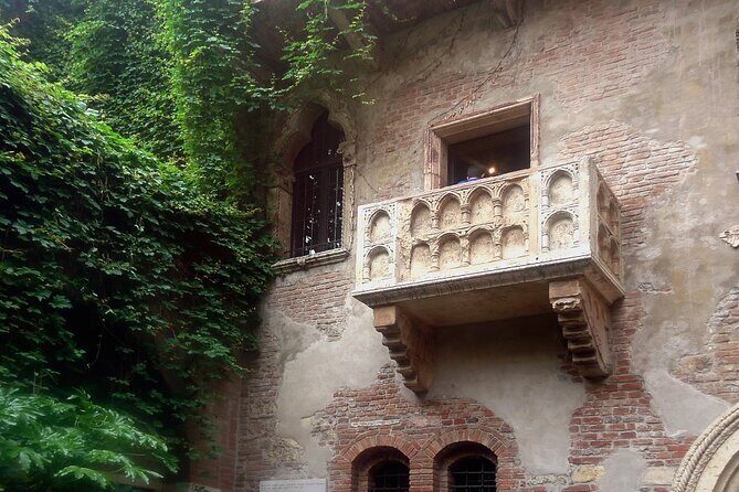 Verona Highlights with Local: Walking Tour Juliet's House Tickets - Price and value: is $121.95 per person worth it?