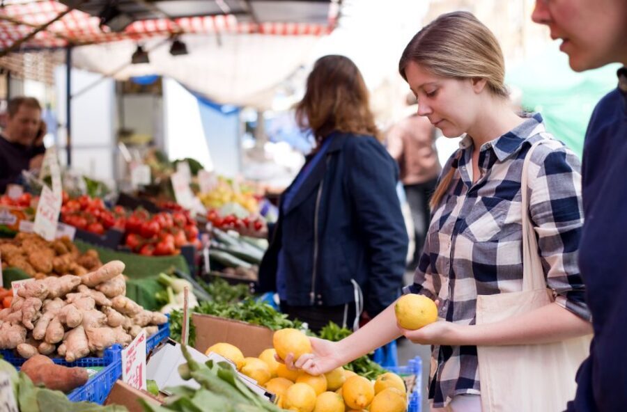 Verona: Market and Cooking Class at a Local's Home - From your cutting board to the tasting table with local wine