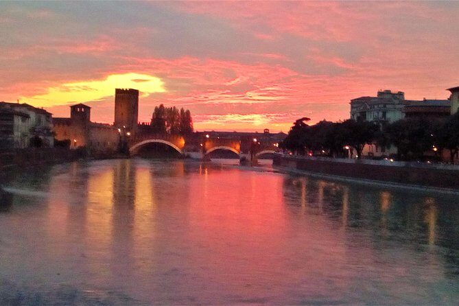 Verona Moonlight Walking Tour - Practical details that help your night go smoothly