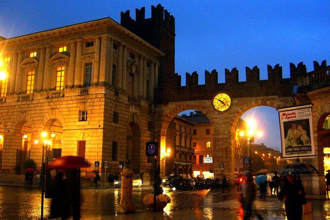 Verona Moonlight Walking Tour - Who should book this moonlight walk