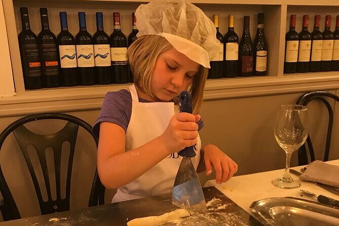 Verona: Pasta and Tiramisu Cooking Class With Free Flowing Wine - Fresh pasta lessons: dough, flour choice, and pasta fresca vs secca
