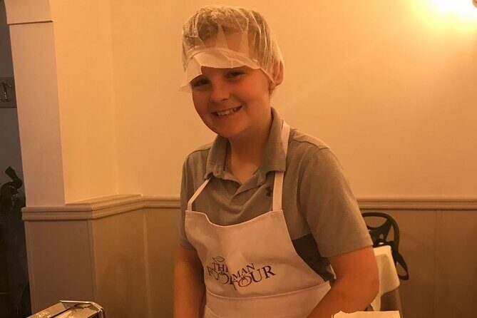 Verona: Pasta and Tiramisu Cooking Class With Free Flowing Wine - Getting hands-on with ravioli and fettuccine