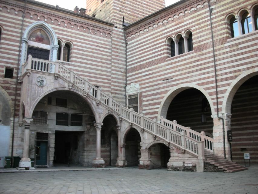 Verona: Private 2-Hour Walking Tour - What makes the 2-hour format work (and when it won’t)