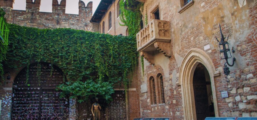 Verona Self Guided Walking Tour with an APP - How the 3 Hours Work With Real Energy (Not Just a Clock)
