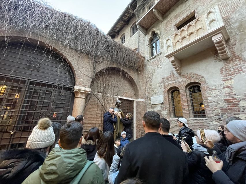 Verona: Small Group Guided Walking Tour with Arena Tickets - Juliet’s Balcony and Romeo’s House: Street-Level Romance That Works