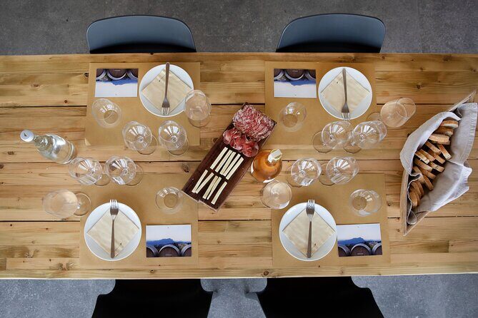 Visit and wine tasting at Tenuta La Cà - Four wines, local specialties: what the tasting feels like
